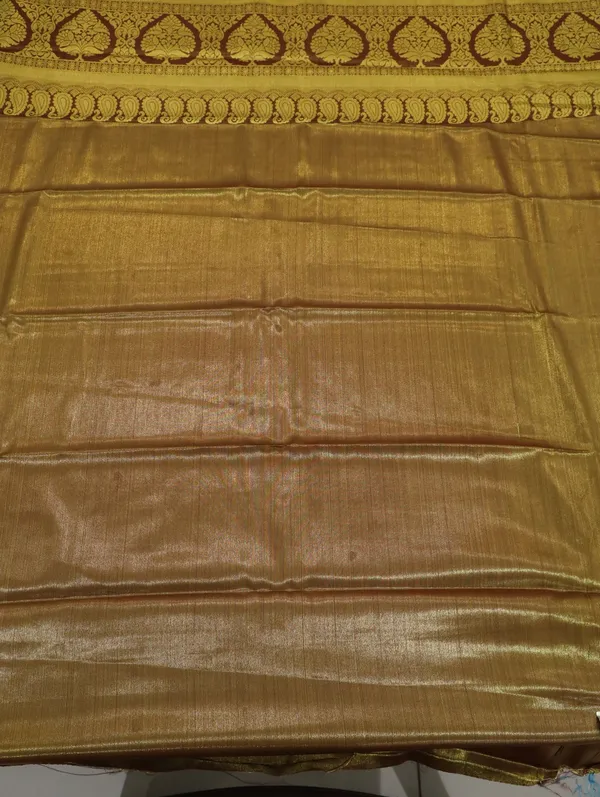 Mustard_Gold_Gadwal_Inspired_Semi_Silk_Saree_With_Wide_Contrast_Border