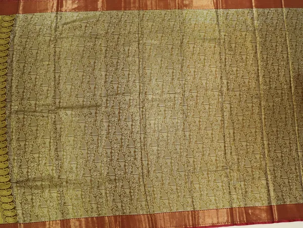 Mustard_Gold_Gadwal_Inspired_Semi_Silk_Saree_With_Wide_Contrast_Border