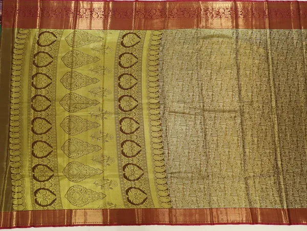 Mustard_Gold_Gadwal_Inspired_Semi_Silk_Saree_With_Wide_Contrast_Border