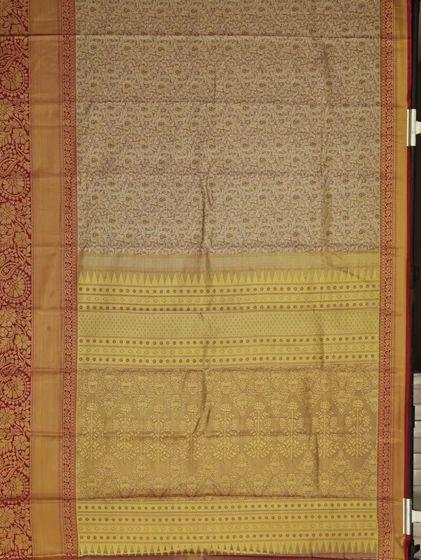 Ivory_Red_Kanchipuram_Inspired_Semi_Silk_Saree_With_Wide_Contrast_Border