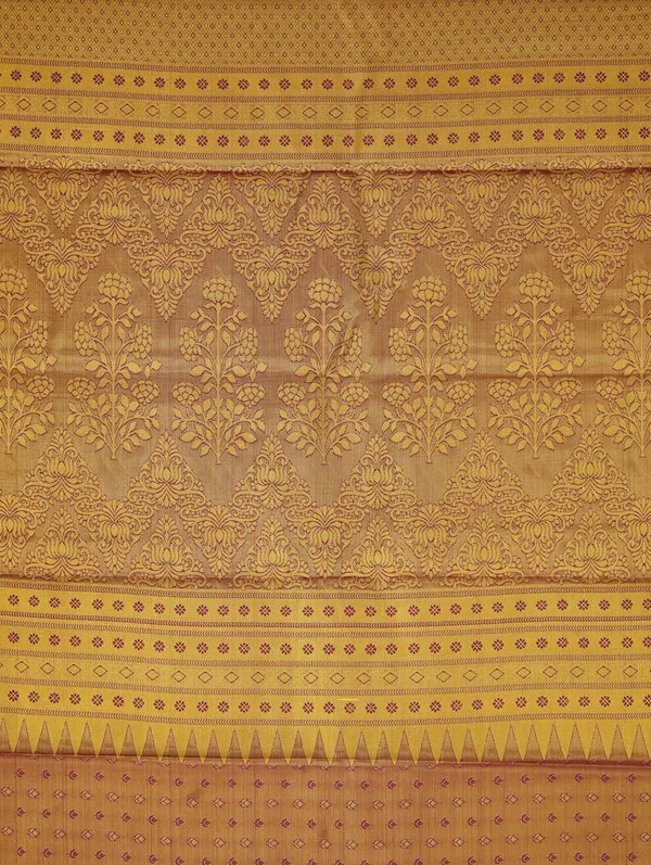 Ivory_Red_Kanchipuram_Inspired_Semi_Silk_Saree_With_Wide_Contrast_Border