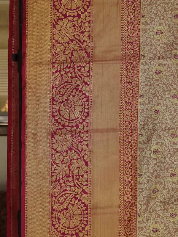 Ivory_Red_Kanchipuram_Inspired_Semi_Silk_Saree_With_Wide_Contrast_Border