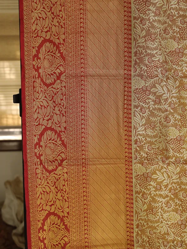 Cream_Gold_Kanchipuram_Inspired_Semi_Silk_Saree_With_Wide_Contrast_Border