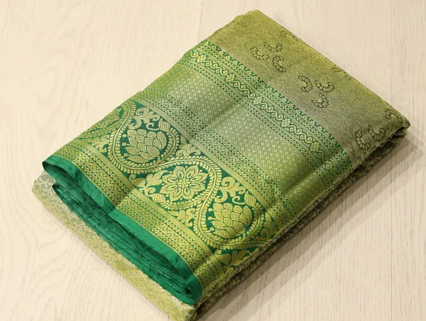 Beige_Gold_Kanchipuram_Inspired_Semi_Silk_Saree_With_Wide_Contrast_Border