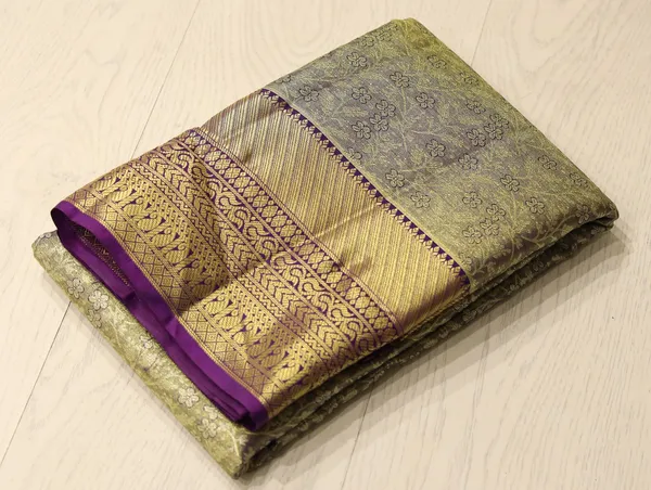 Peach_Kanchipuram_Inspired_Semi_Silk_Saree_With_Contrast_Border