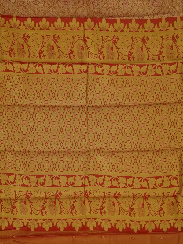 Golden_Beige_Kanchipuram_Inspired_Semi_Silk_Saree_With_Wide_Contrast_Border