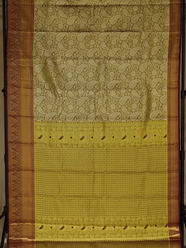 Olive_Green_Gadwal_Inspired_Semi_Silk_Saree_With_Wide_Contrast_Border
