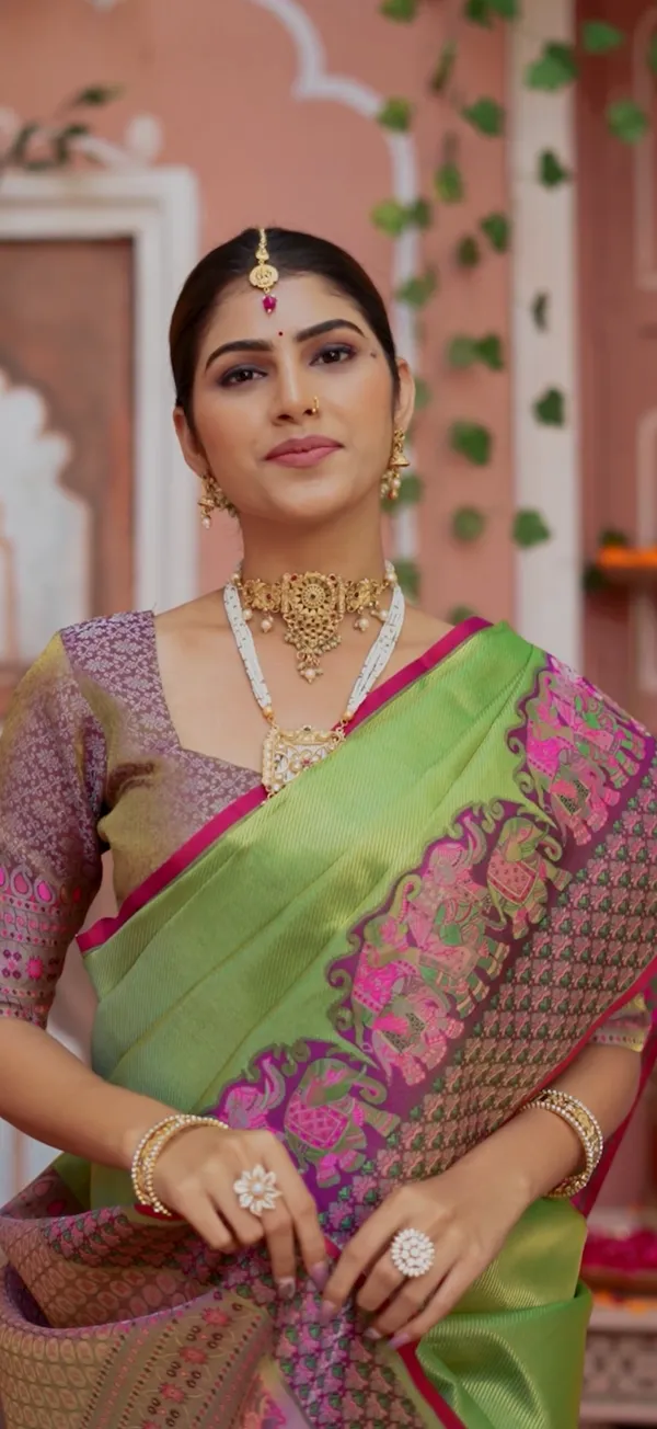 Lime_Green_&_Magenta_Kanchipuram_Kalamkari_Fusion_Semi_Silk_Saree_With_Elephant_Zari_Border_&_Heritage_Pallu
