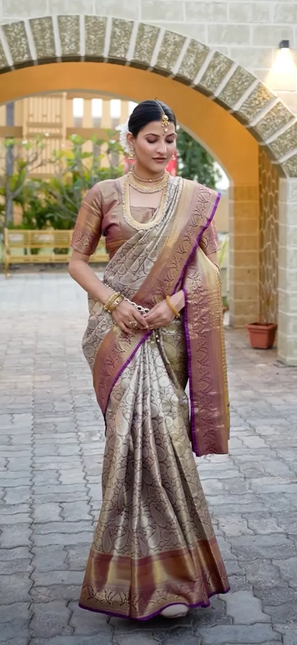 Antique_Beige_&_Royal_Purple_Kanchipuram_Bridal_Semi_Silk_Saree_With_Floral_Zari_Brocade_&_Gold_Pallu
