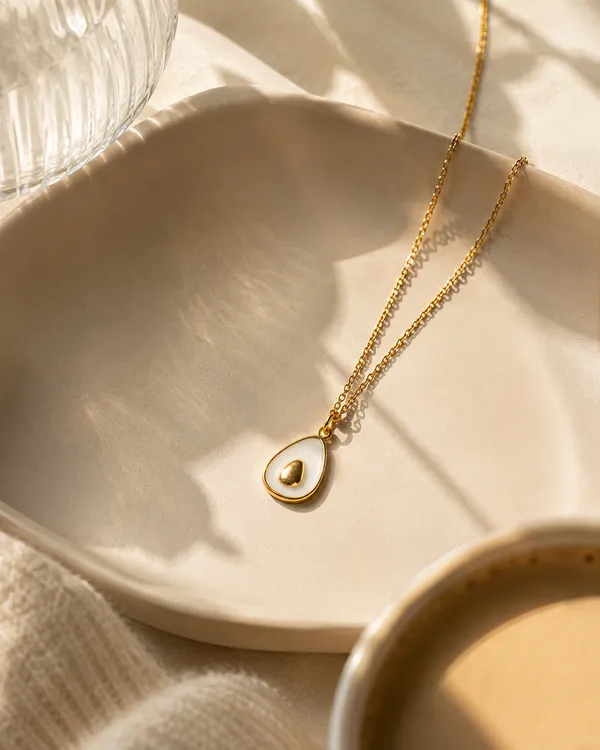 Gold_Tone_Teardrop_Pendant_Necklace_for_Women