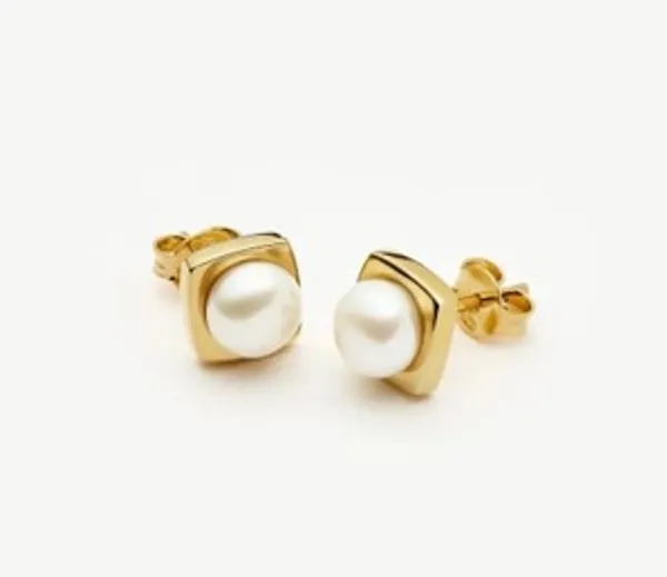 Gold_Tone_Pearl_Square_Stud_Earrings_for_Women