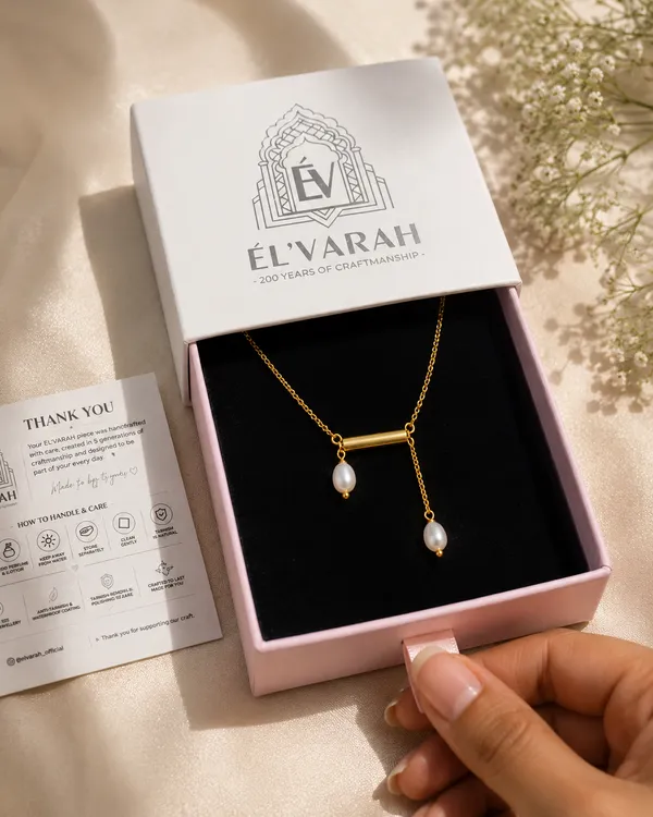 Gold_Pearl_Pendant_Necklace_for_Women