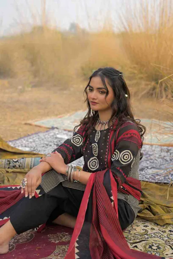 Maroon_Pure_Cotton_Kurta_Pant_And_Dupatta_Set_For_Women