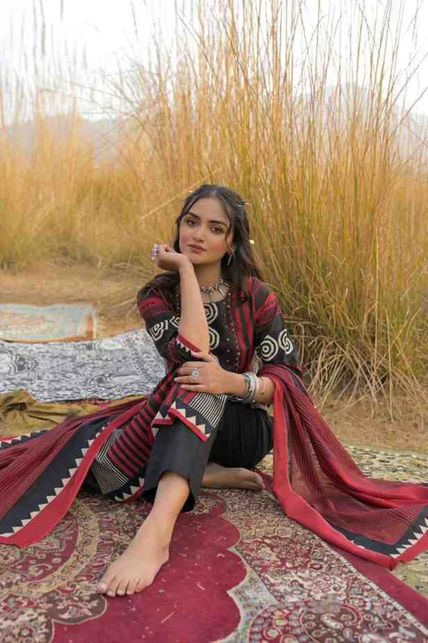 Maroon_Pure_Cotton_Kurta_Pant_And_Dupatta_Set_For_Women