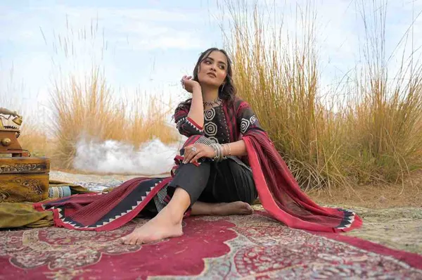 Maroon_Pure_Cotton_Kurta_Pant_And_Dupatta_Set_For_Women