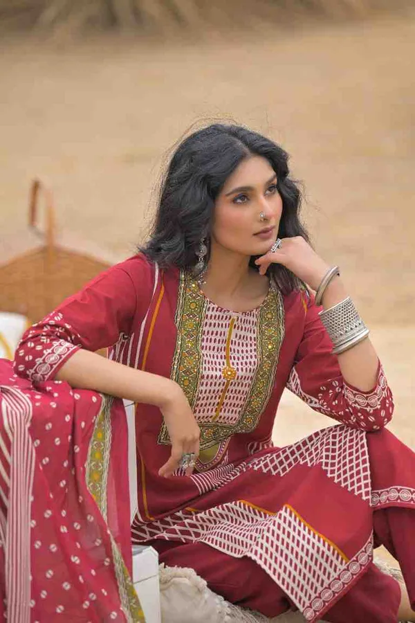 Maroon_Pure_Cotton_Kurta_Pant_And_Dupatta_Set_For_Women