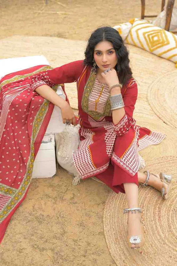 Maroon_Pure_Cotton_Kurta_Pant_And_Dupatta_Set_For_Women