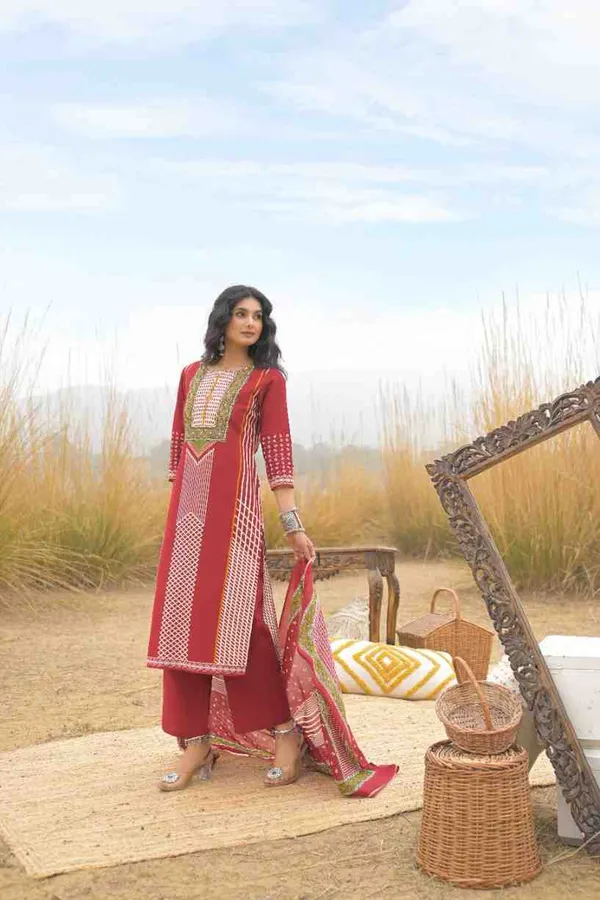 Maroon_Pure_Cotton_Kurta_Pant_And_Dupatta_Set_For_Women
