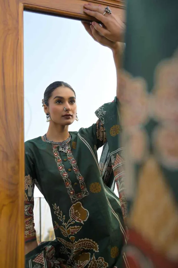Dark_Green_Pure_Cotton_Kurta_Pant_And_Dupatta_Set_For_Women