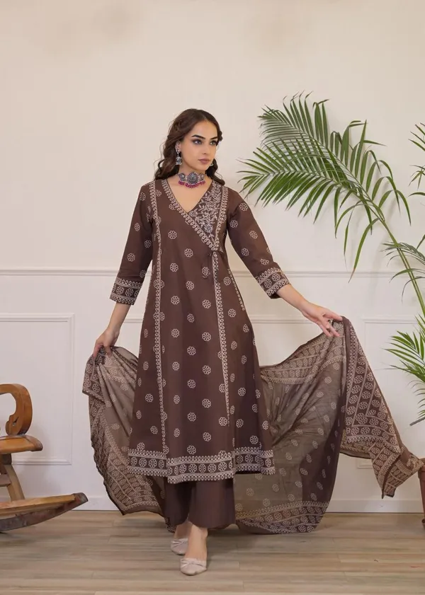 Stylish_Angrakha_Pattern_Discharge_Print_Kurta_Set_