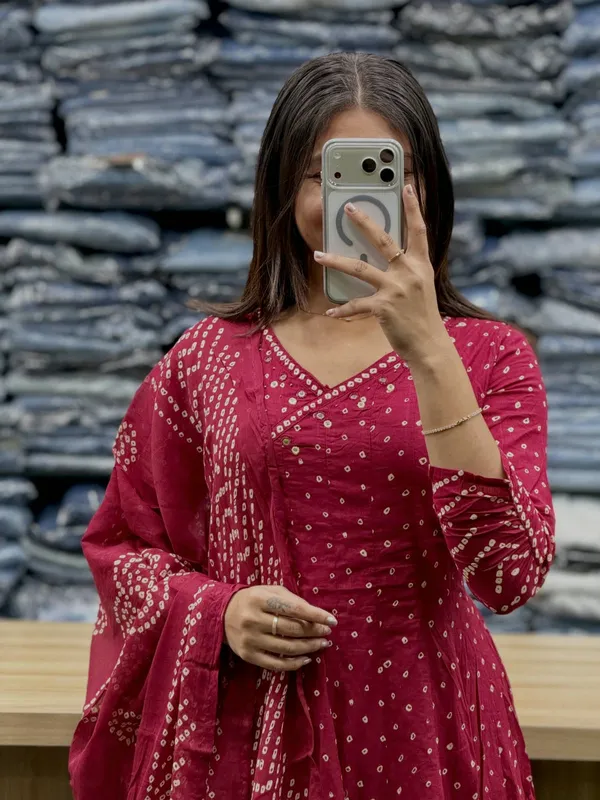 Stylish_Discharge_Print_Bandhej_Kurti_With_Pant_And_Dupatta_Set_