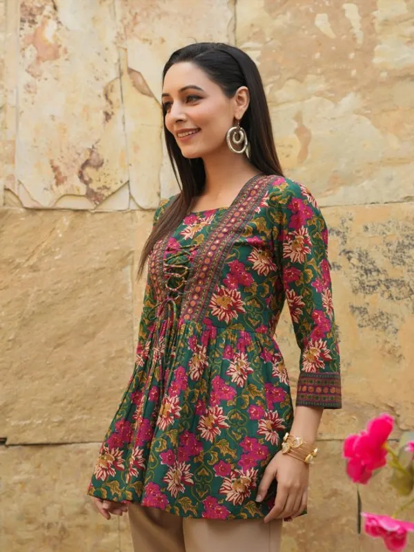 Green_Rayon_Printed_Tunic_Top_For_Women