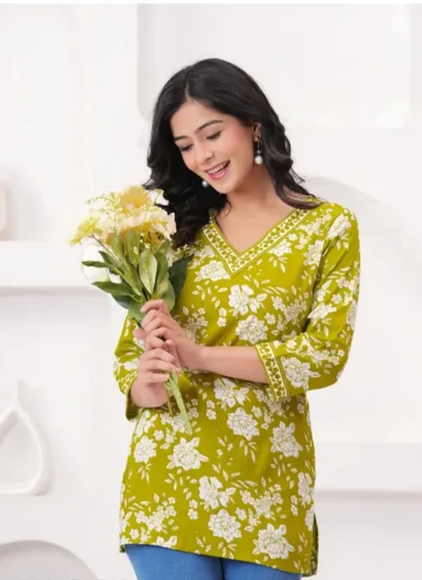 Yellow_Rayon_Printed_Tunic_Top_For_Women