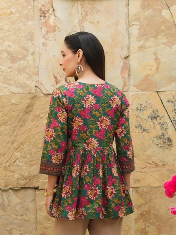 Green_Rayon_Printed_Tunic_Top_For_Women