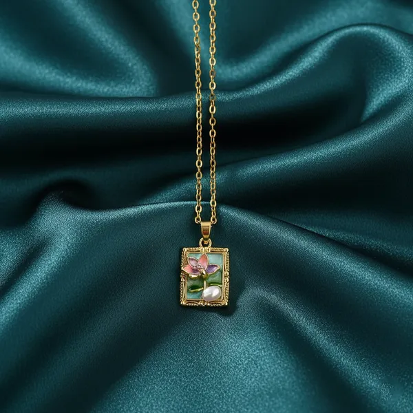 Multicolour_Elegant_Floral_Enamel_Pendant_Necklace_With_Gold_Chain_For_Women
