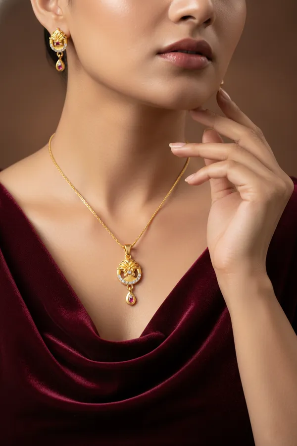 Gold_Plated_Peacock_Design_Pendant_Set_With_Red_Stone_Drop_For_Women