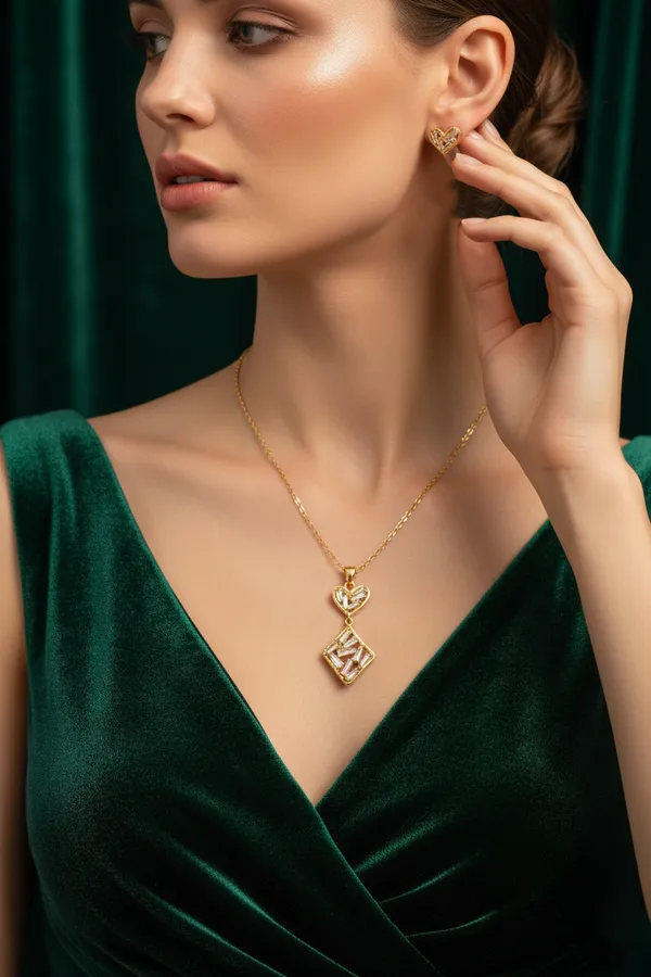 Gold_Plated_Crystal_Heart_And_Diamond_Pendant_Necklace_With_Matching_Earrings_Set_For_Women