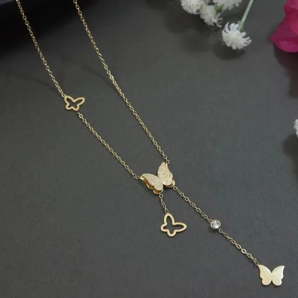 Golden_Elegant_Butterfly_Lariat_Necklace_Chain_With_Adjustable_Pendant_Design_For_Women