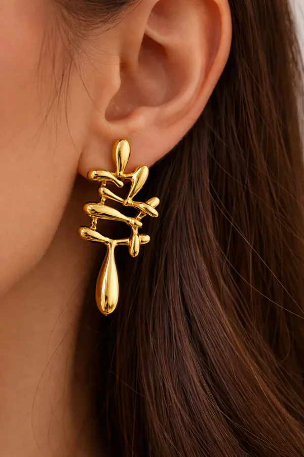 Gold_Plated_Geometric_Drop_Earrings_For_Women