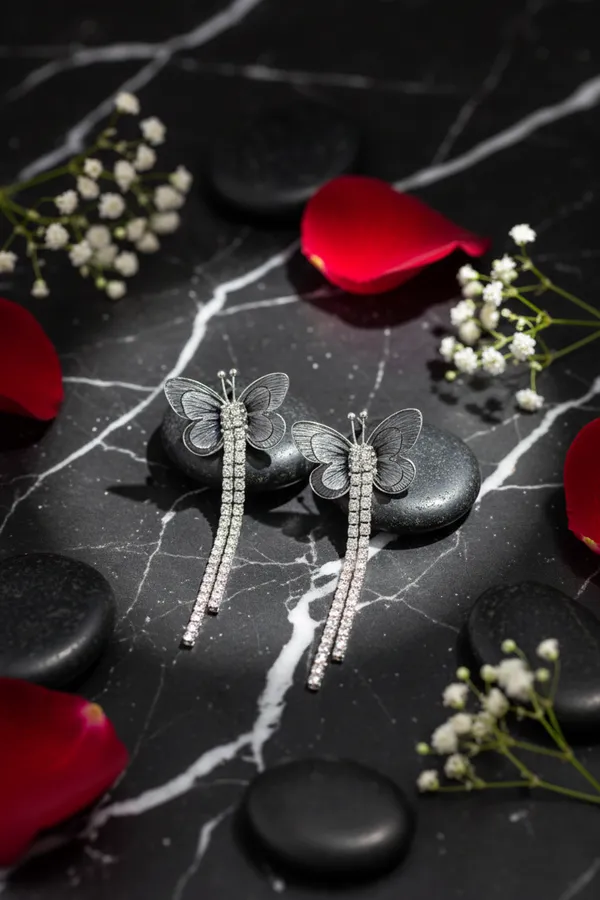 Silver_Elegant_Butterfly_Crystal_Drop_Earrings_With_Long_Tassel_Design_For_Women