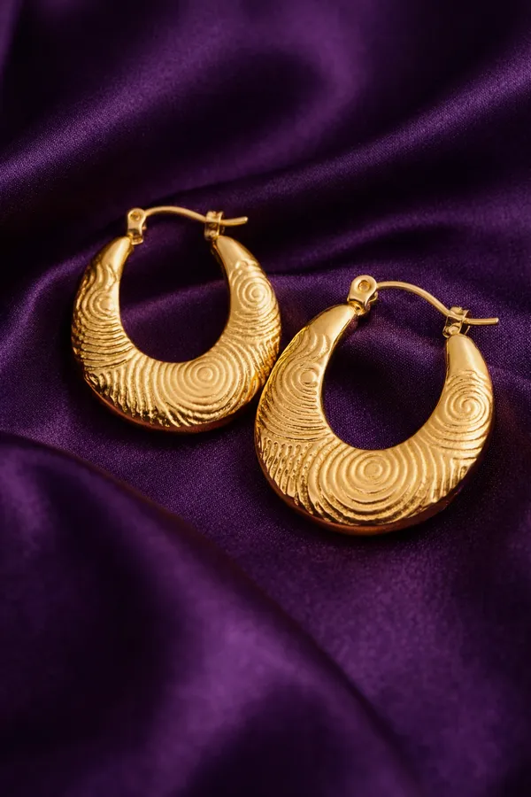 Golden_Textured_Hoop_Earrings_With_Circular_Engraved_Design_For_Women