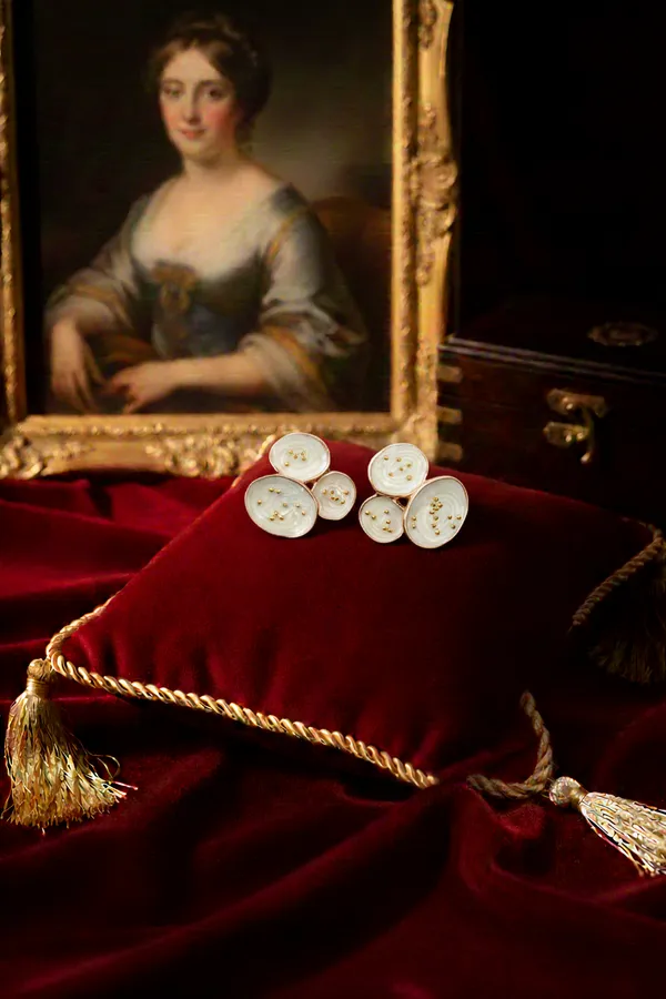White_Elegant_Button_Design_Stud_Earrings_With_Gold_Accents_For_Women