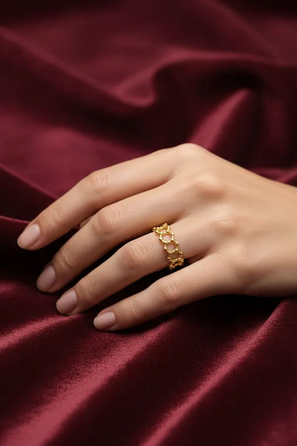Golden_Gold_Honeycomb_Pattern_Ring_For_Women