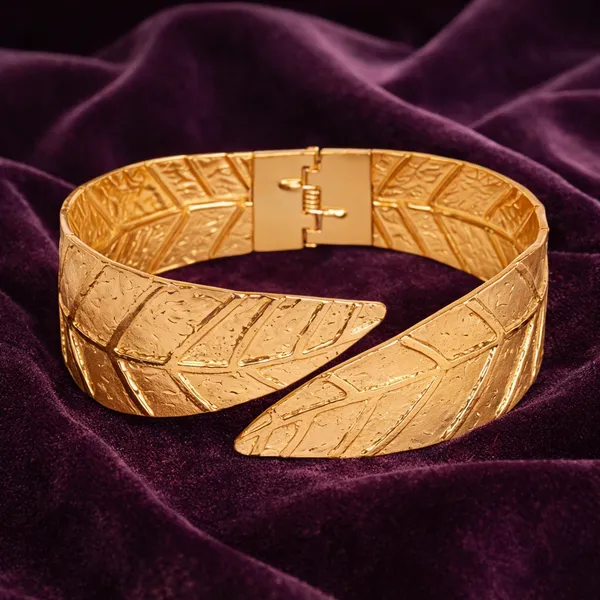 Golden_Leaf_Design_Adjustable_Cuff_Bracelet_For_Women