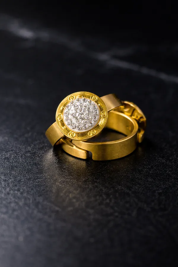 Golden_Elegant_Crystal_Studded_Statement_Ring_For_Women