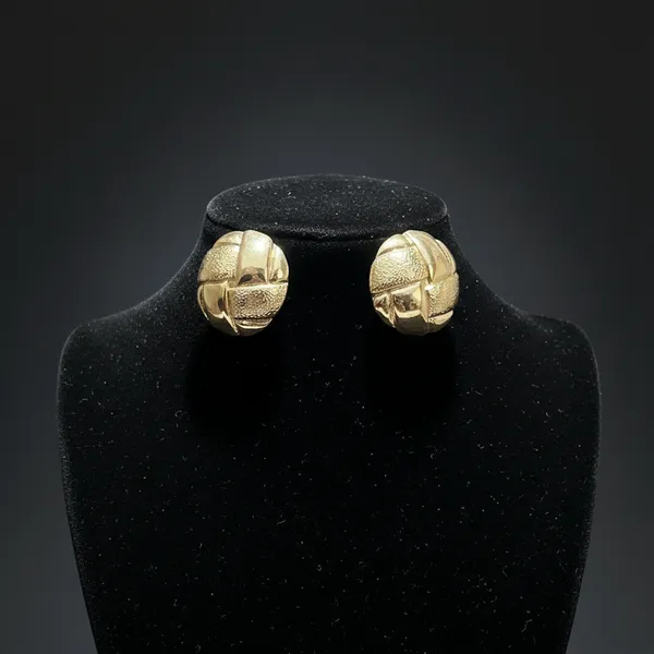 Golden_Woven_Dome_Stud_Earrings_For_Women