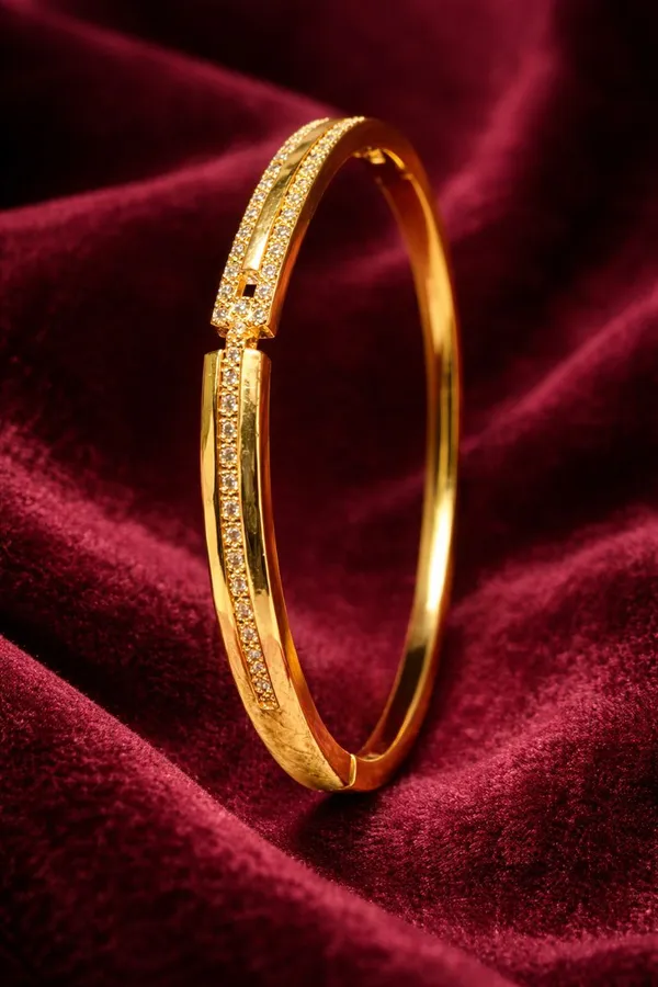 Golden_Elegant_Crystal_Studded_Bangle_Bracelet_With_Hinged_Clasp_For_Women