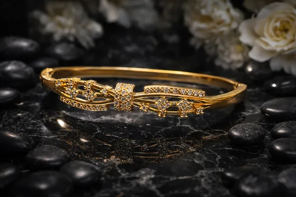 Gold_Plated_Crystal_Embellished_Designer_Bangle_Bracelet_For_Women