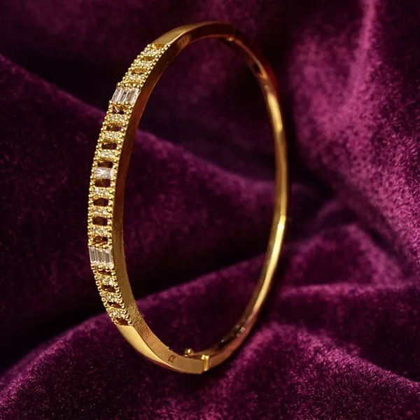 Golden_Elegant_Gold_Plated_Bangle_With_Baguette_And_Round_Crystal_Detailing_For_Women