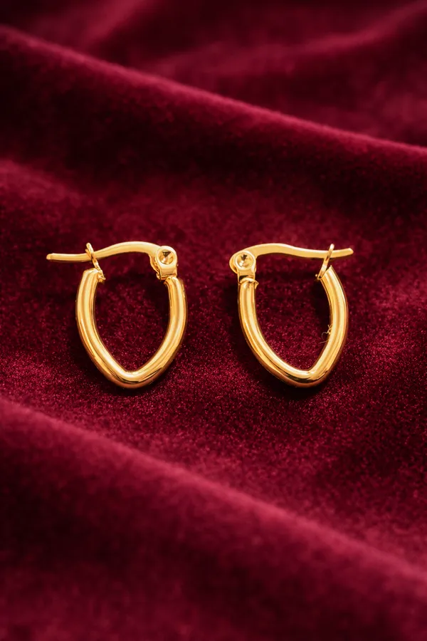 Golden_Classic_Gold_Plated_Oval_Hoop_Earrings_For_Women