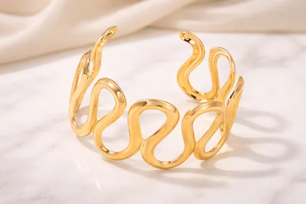Golden_Wavy_Abstract_Cuff_Bracelet_Statement_Adjustable_Open_Bangle_For_Women
