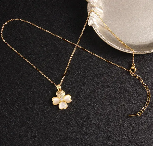 White_Gold_Plated_Four_Leaf_Clover_Pendant_Necklace_With_Cat_Eye_Stones_For_Women