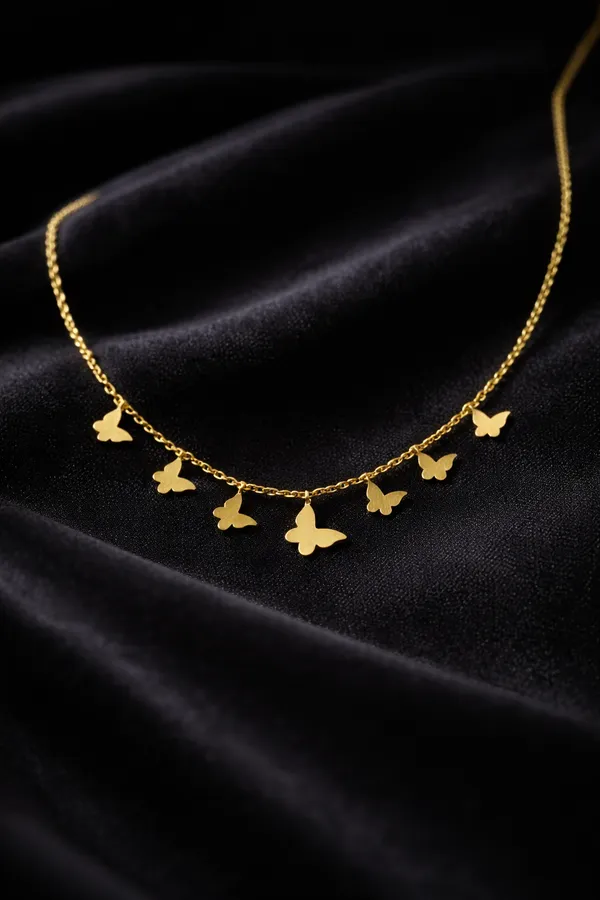 Golden_Elegant_Gold_Butterfly_Charm_Necklace_For_Women