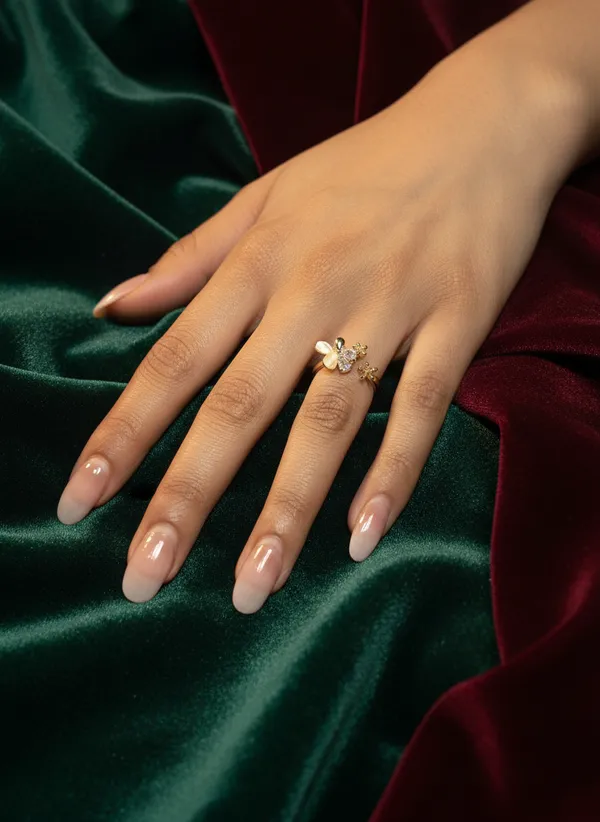 Golden_Elegant_Floral_Crystal_Ring_Gold_Plated_Adjustable_With_White_And_Champagne_Stones_For_Women