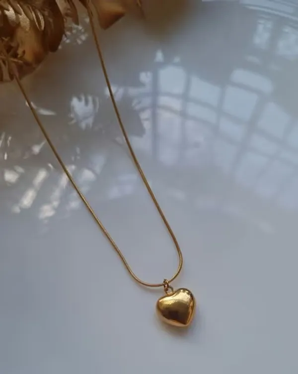 Gold_Plated_Puffed_Heart_Pendant_Necklace_With_Snake_Chain_For_Women