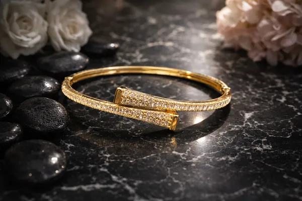 Gold_Plated_Crystal_Studded_Nail_Bangle_Bracelet_For_Women